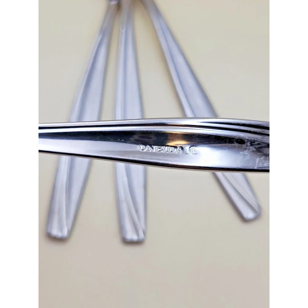 Set of 4 Oneida Camlynn Tablespoon Stainless Steel Flatware Glossy spoon